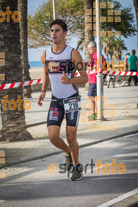 Esportfoto Fotos de Tri Series - Vilanova i la Geltrú 1444612326_0907.jpg Foto: RawSport