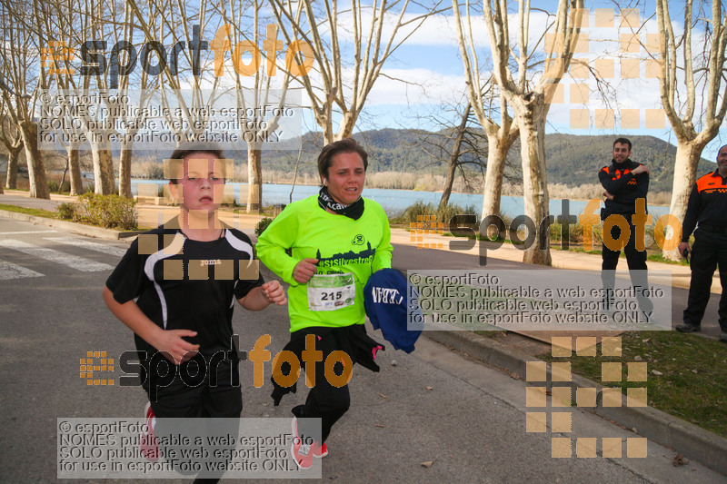 Esport Foto - Esportfoto .CAT - Fotos de 24a Mitja Marató del Pla de l'Estany - Dorsal [215] -   1520176201_00073.jpg