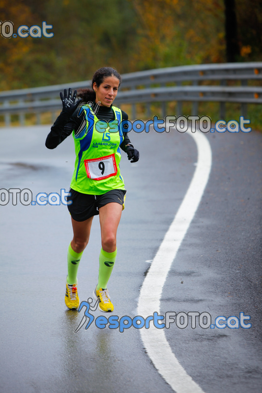 Esport Foto - Esportfoto .CAT - Fotos de XXXV Campionat Internacional d'Atletisme de Fons del Ripollès  (Mitja Marató) - Dorsal [9] -   1384708963_02378.jpg