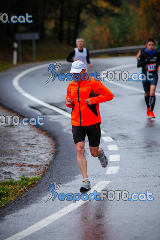 Esport Foto - Esportfoto .CAT - Fotos de XXXV Campionat Internacional d'Atletisme de Fons del Ripollès  (Mitja Marató) - Dorsal [0] -   1384709411_02035.jpg