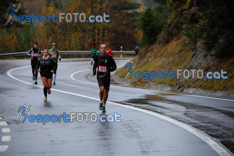 Esport Foto - Esportfoto .CAT - Fotos de XXXV Campionat Internacional d'Atletisme de Fons del Ripollès  (Mitja Marató) - Dorsal [0] -   1384709434_02244.jpg