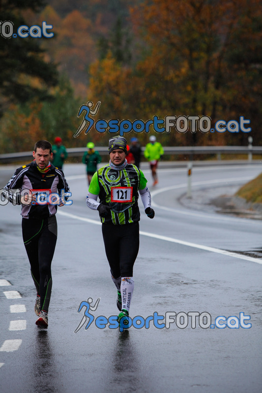 Esport Foto - Esportfoto .CAT - Fotos de XXXV Campionat Internacional d'Atletisme de Fons del Ripollès  (Mitja Marató) - Dorsal [121] -   1384709443_02250.jpg