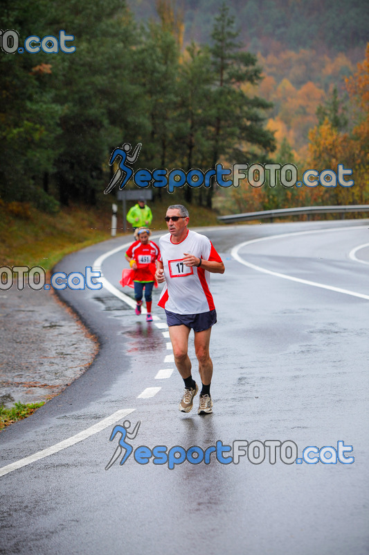 Esport Foto - Esportfoto .CAT - Fotos de XXXV Campionat Internacional d'Atletisme de Fons del Ripollès  (Mitja Marató) - Dorsal [17] -   1384712148_02321.jpg