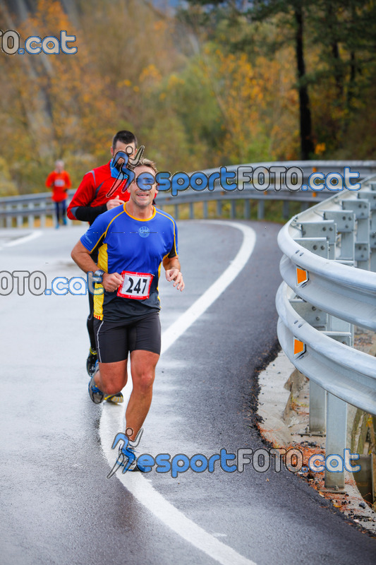Esport Foto - Esportfoto .CAT - Fotos de XXXV Campionat Internacional d'Atletisme de Fons del Ripollès  (Mitja Marató) - Dorsal [247] -   1384715717_02529.jpg