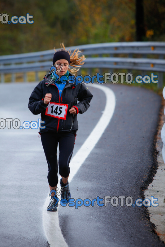 Esport Foto - Esportfoto .CAT - Fotos de XXXV Campionat Internacional d'Atletisme de Fons del Ripollès  (Mitja Marató) - Dorsal [145] -   1384716652_02584.jpg