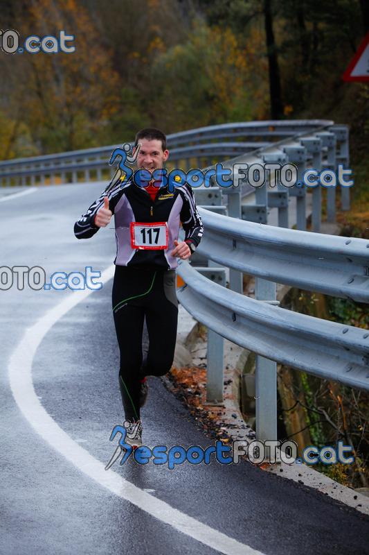 Esport Foto - Esportfoto .CAT - Fotos de XXXV Campionat Internacional d'Atletisme de Fons del Ripollès  (Mitja Marató) - Dorsal [117] -   1384718501_02656.jpg