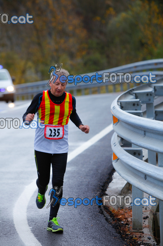 Esport Foto - Esportfoto .CAT - Fotos de XXXV Campionat Internacional d'Atletisme de Fons del Ripollès  (Mitja Marató) - Dorsal [235] -   1384718529_02669.jpg