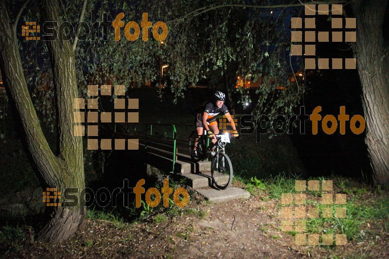 Esport Foto - Esportfoto .CAT - Fotos de Nocturna Tona Bikes	 - Dorsal [21] -   1407060109_1002.jpg