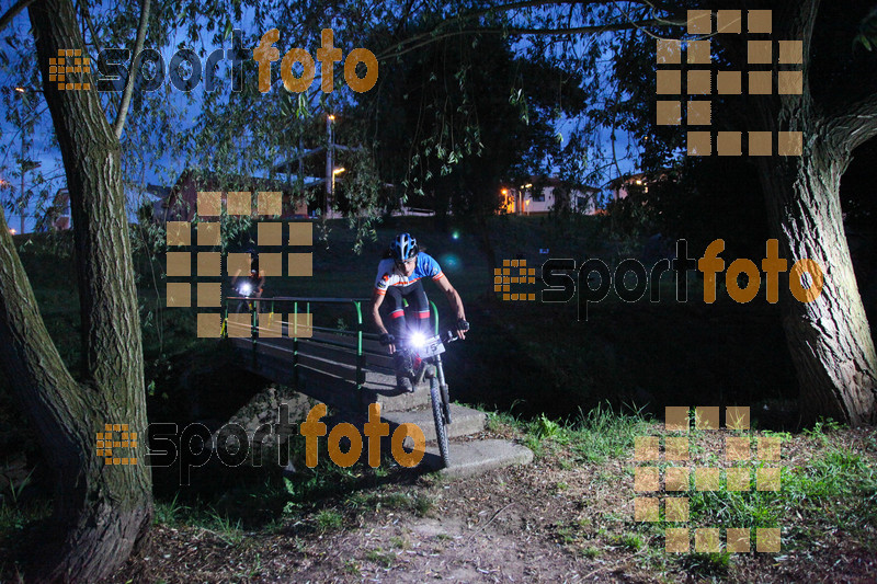 Esport Foto - Esportfoto .CAT - Fotos de Nocturna Tona Bikes	 - Dorsal [75] -   1407062726_847.jpg