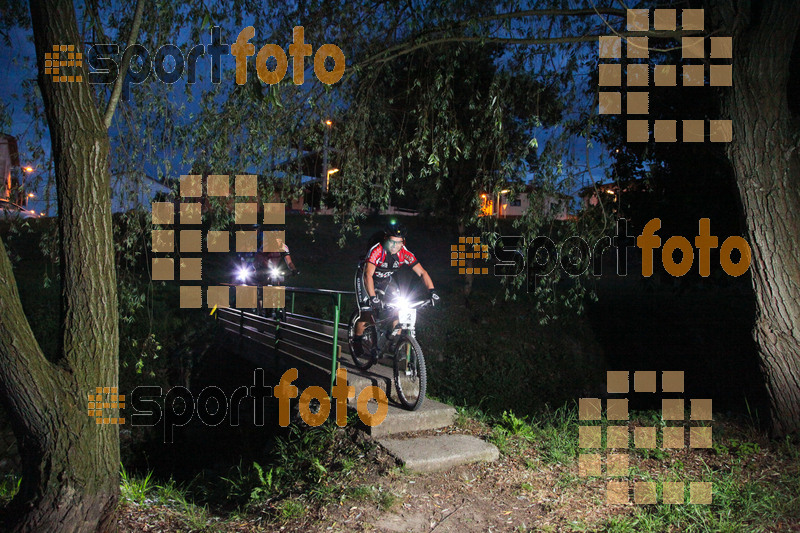 Esport Foto - Esportfoto .CAT - Fotos de Nocturna Tona Bikes	 - Dorsal [2] -   1407063624_861.jpg