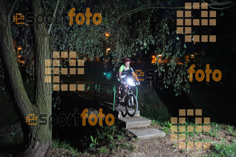 Esport Foto - Esportfoto .CAT - Fotos de Nocturna Tona Bikes	 - Dorsal [25] -   1407068104_1028.jpg