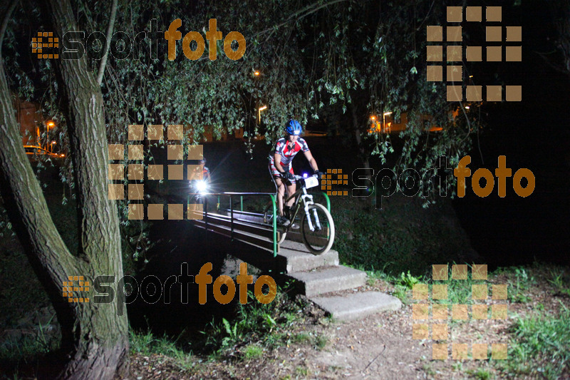 Esport Foto - Esportfoto .CAT - Fotos de Nocturna Tona Bikes	 - Dorsal [8] -   1407068110_1032.jpg