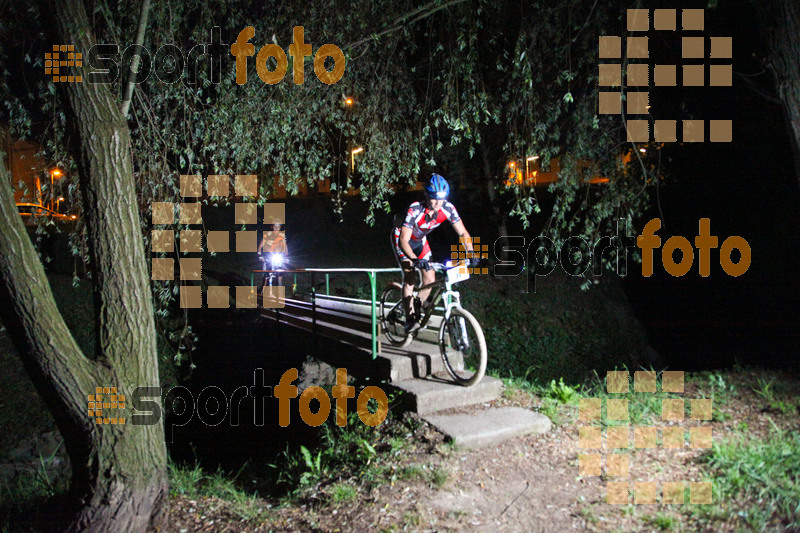 Esport Foto - Esportfoto .CAT - Fotos de Nocturna Tona Bikes	 - Dorsal [8] -   1407068113_1033.jpg