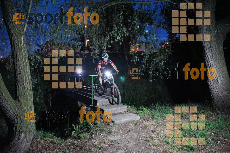 Esport Foto - Esportfoto .CAT - Fotos de Nocturna Tona Bikes	 - Dorsal [70] -   1407068138_883.jpg