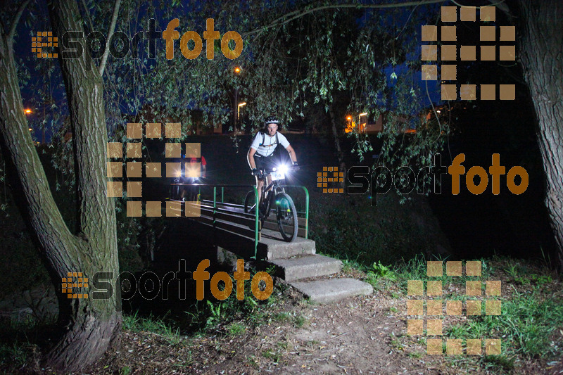 Esport Foto - Esportfoto .CAT - Fotos de Nocturna Tona Bikes	 - Dorsal [64] -   1407069071_933.jpg