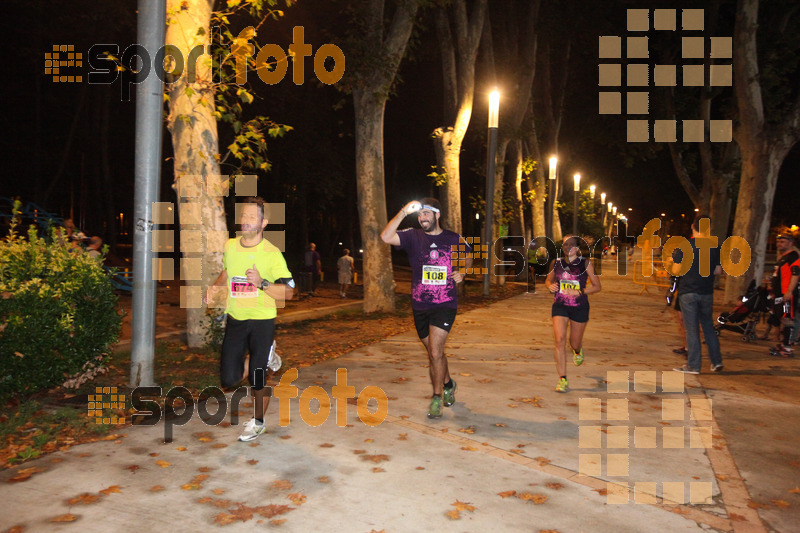 Esport Foto - Esportfoto .CAT - Fotos de La Cocollona night run Girona 2014 - 5 / 10 km - Dorsal [674] -   1409486469_19211.jpg