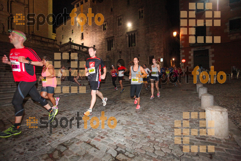 Esport Foto - Esportfoto .CAT - Fotos de La Cocollona night run Girona 2014 - 5 / 10 km - Dorsal [225] -   1409496028_18387.jpg