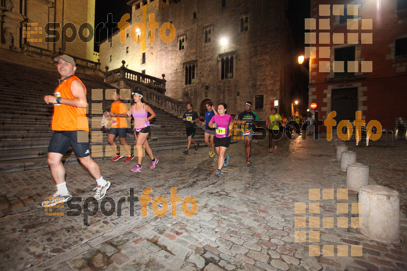 Esport Foto - Esportfoto .CAT - Fotos de La Cocollona night run Girona 2014 - 5 / 10 km - Dorsal [22] -   1409499047_18542.jpg