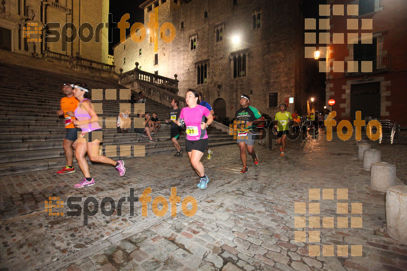Esport Foto - Esportfoto .CAT - Fotos de La Cocollona night run Girona 2014 - 5 / 10 km - Dorsal [21] -   1409499052_18544.jpg