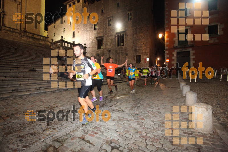 Esport Foto - Esportfoto .CAT - Fotos de La Cocollona night run Girona 2014 - 5 / 10 km - Dorsal [252] -   1409499067_18553.jpg
