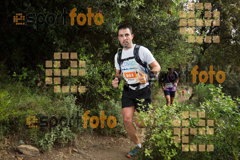 Esport Foto - Esportfoto .CAT - Fotos de Helly Hansen Ultratrail Collserola 2014 - Dorsal [951] -   1416687609_0240.jpg